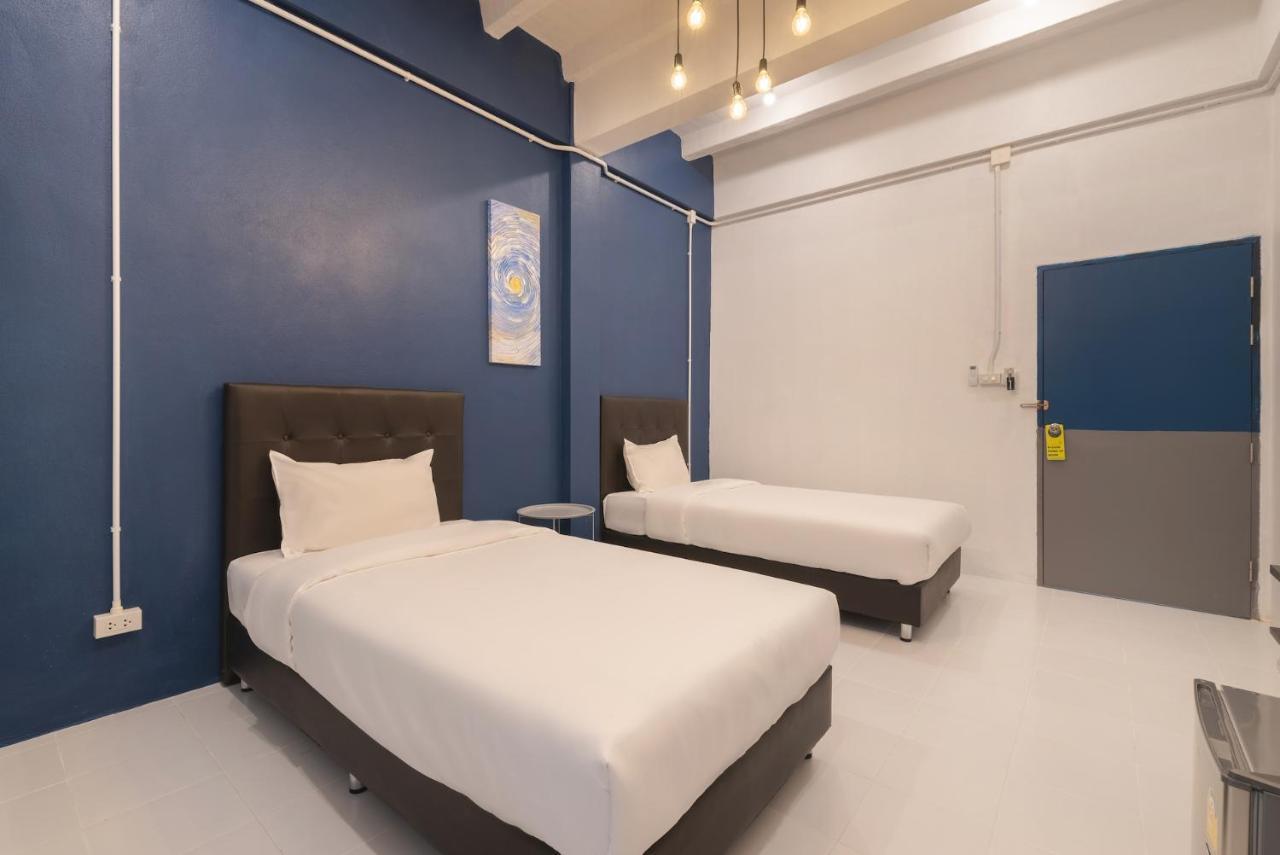 Bedgasm Hotel X Cafe Nimman Чиангмай Экстерьер фото