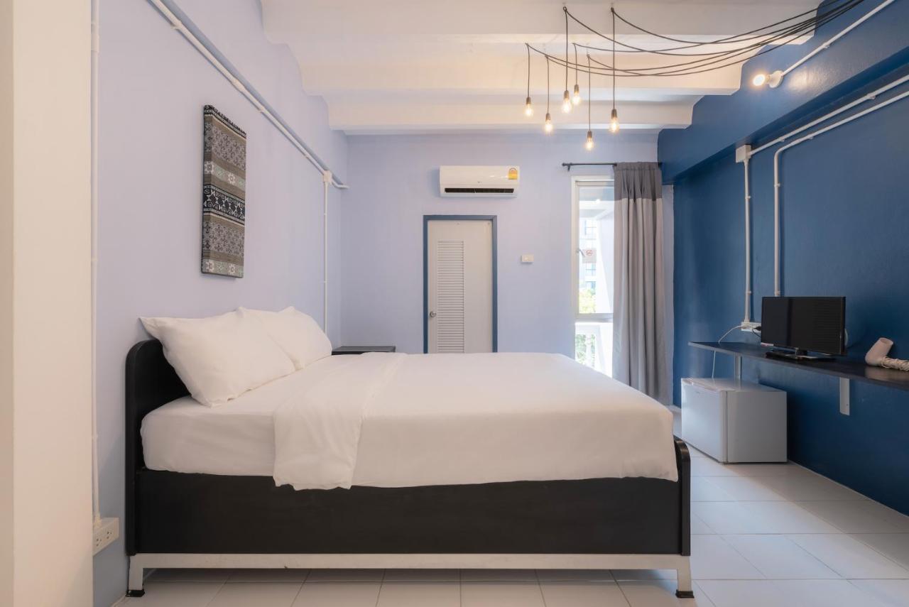 Bedgasm Hotel X Cafe Nimman Чиангмай Экстерьер фото