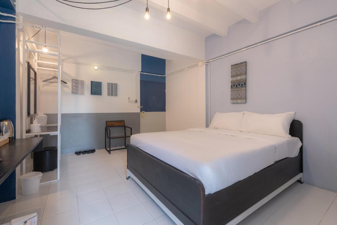 Bedgasm Hotel X Cafe Nimman Чиангмай Экстерьер фото