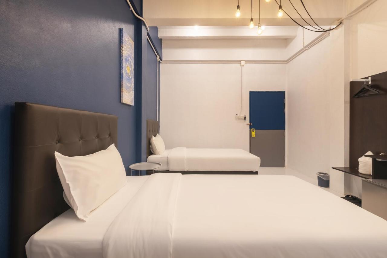 Bedgasm Hotel X Cafe Nimman Чиангмай Экстерьер фото