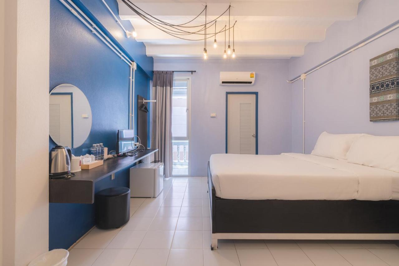 Bedgasm Hotel X Cafe Nimman Чиангмай Экстерьер фото