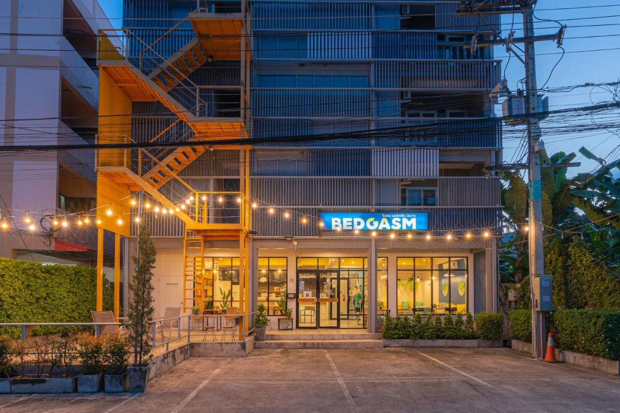Bedgasm Hotel X Cafe Nimman Чиангмай Экстерьер фото
