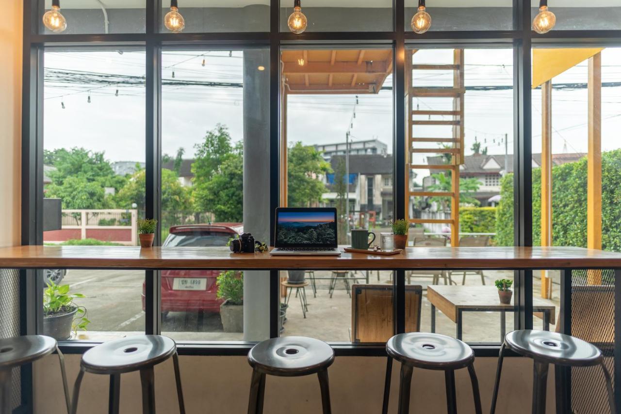 Bedgasm Hotel X Cafe Nimman Чиангмай Экстерьер фото